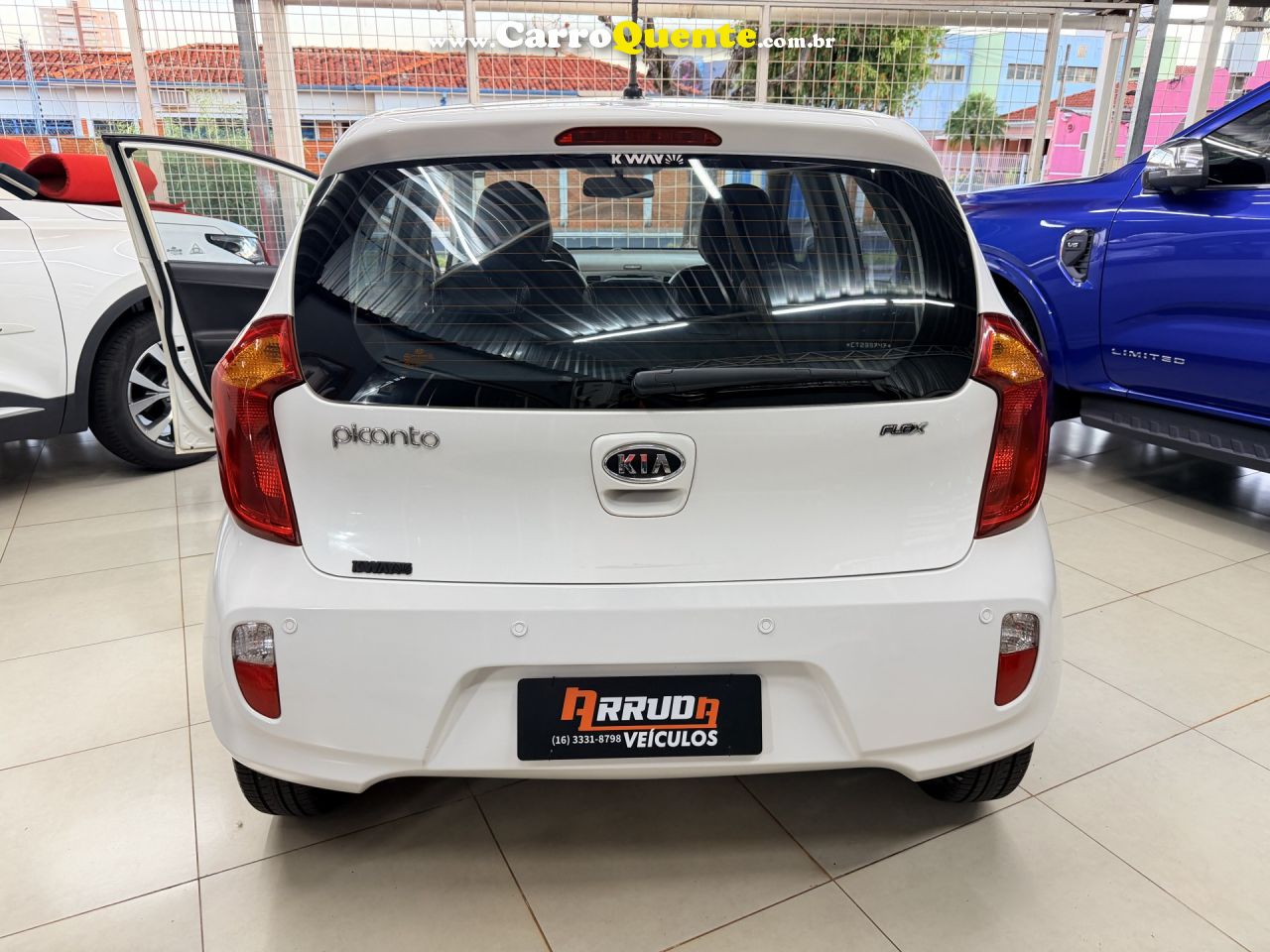 KIA   PICANTO EX 1.11.0 1.0 FLEX AUT.   BRANCO 2012 1.0 FLEX - Loja