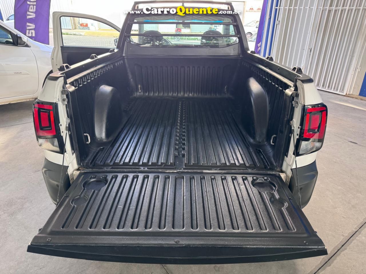 VOLKSWAGEN   SAVEIRO CABINE SIMPLES RB   BRANCO 2024 1.6 GASOLINA - Loja