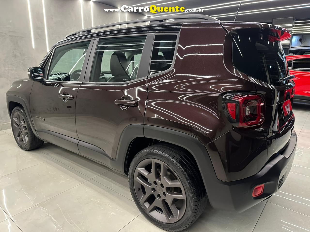 JEEP   JEEP RENEGADE LIMITED AT   MARROM 2021 1.8 FLEX - Loja