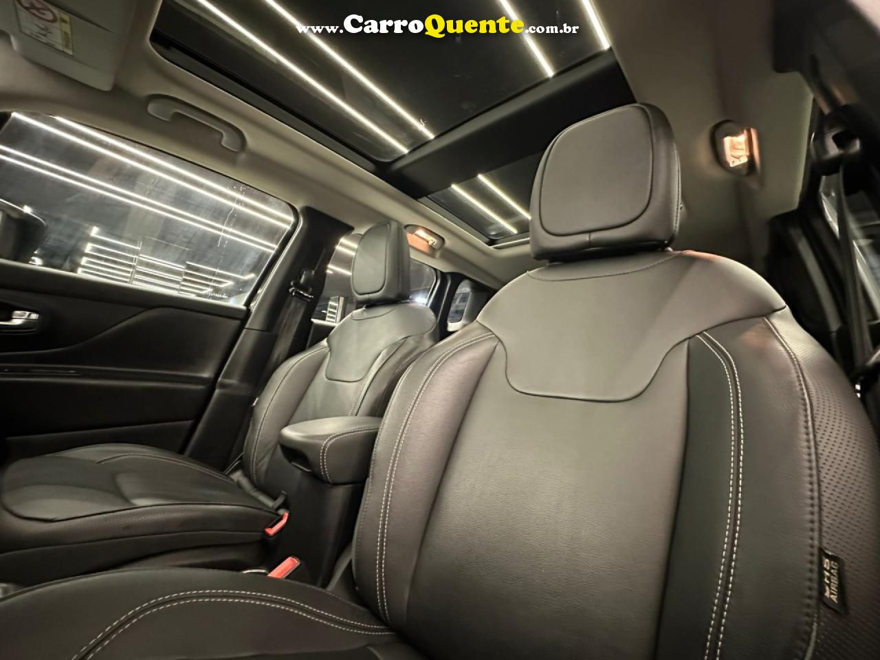 JEEP   JEEP RENEGADE LIMITED AT   MARROM 2021 1.8 FLEX - Loja