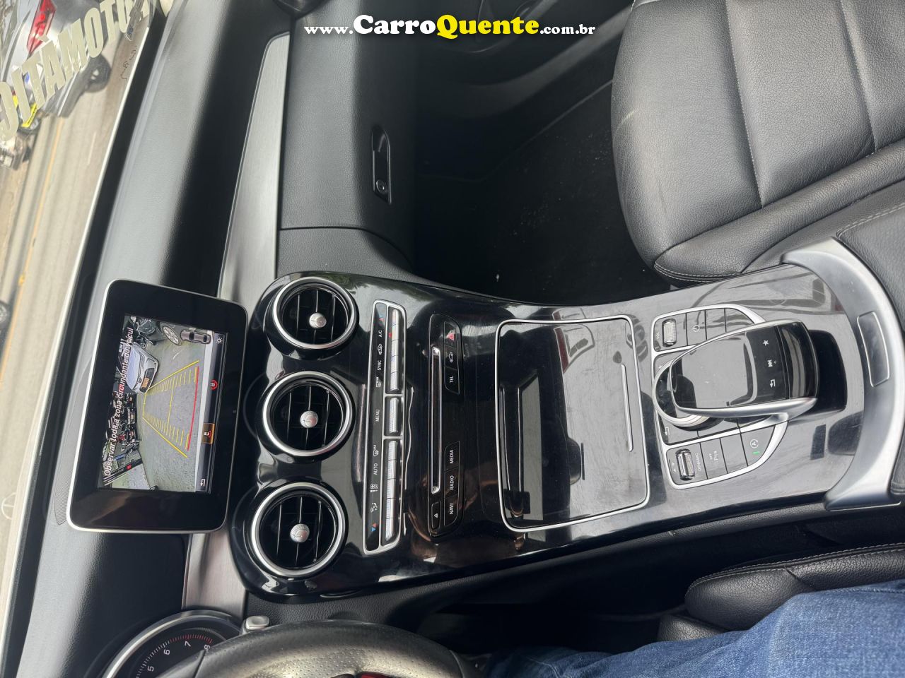 MERCEDES-BENZ   C-200 AVANTGARDE 2.0 TB 16V 184CV AUT.   BRANCO 2017 2.0 GASOLINA - Loja