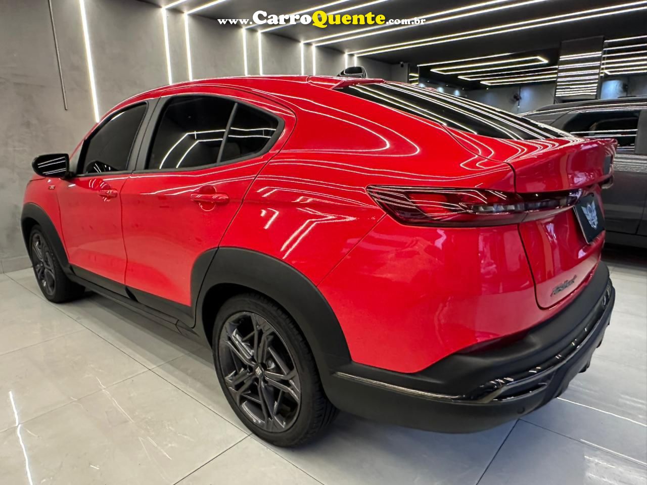 FIAT   FASTBACK LIMITED ED.1.3 270 T.FLEX AUT.   VERMELHO 2023 1.0 FLEX - Loja