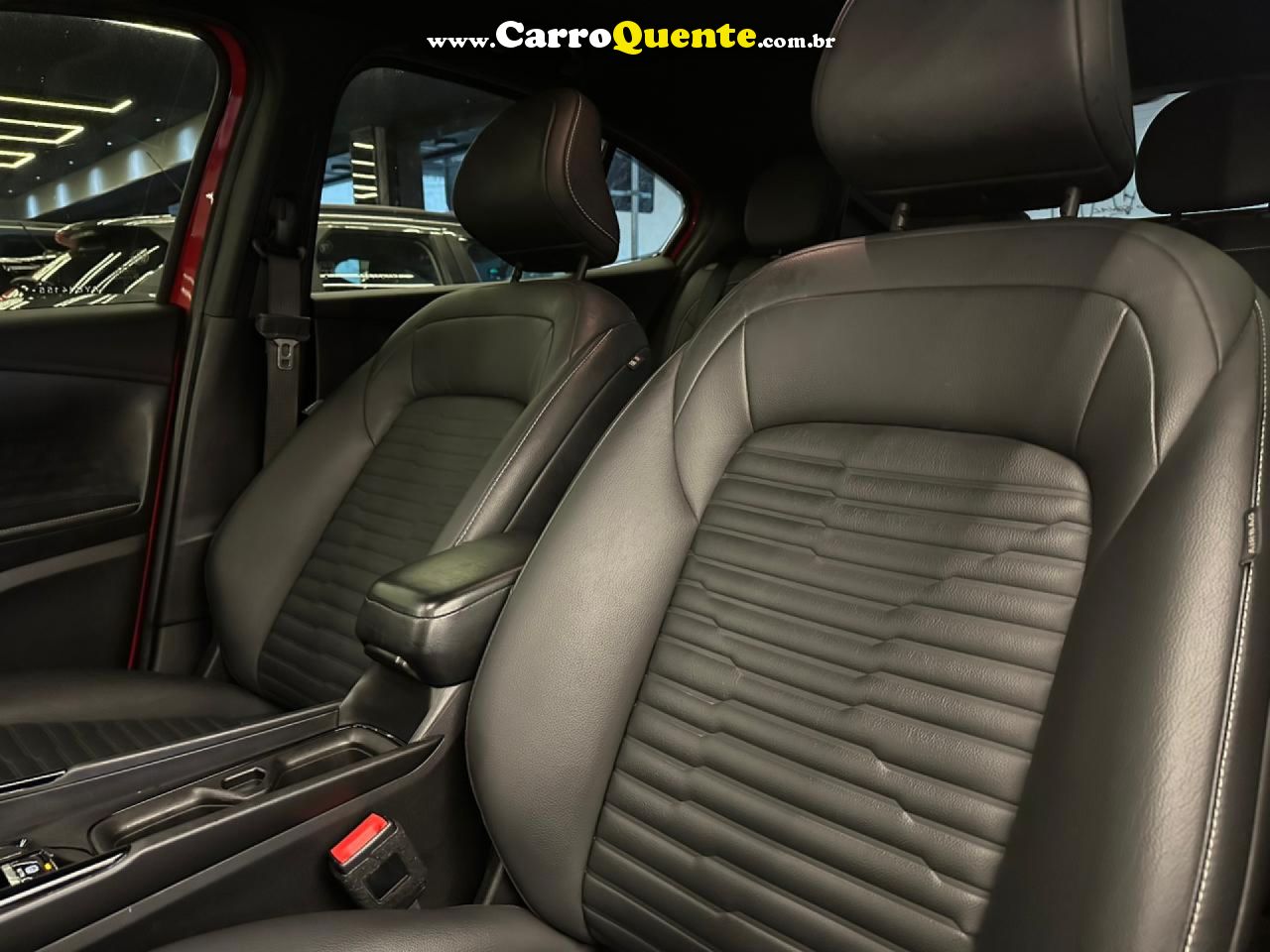 FIAT   FASTBACK LIMITED ED.1.3 270 T.FLEX AUT.   VERMELHO 2023 1.0 FLEX - Loja