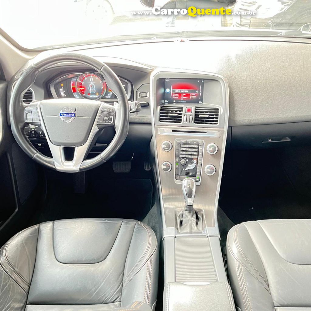 VOLVO   VOLVO XC60 2.0 T5 DYNAMIC   BRANCO 2015 2.0 GASOLINA - Loja