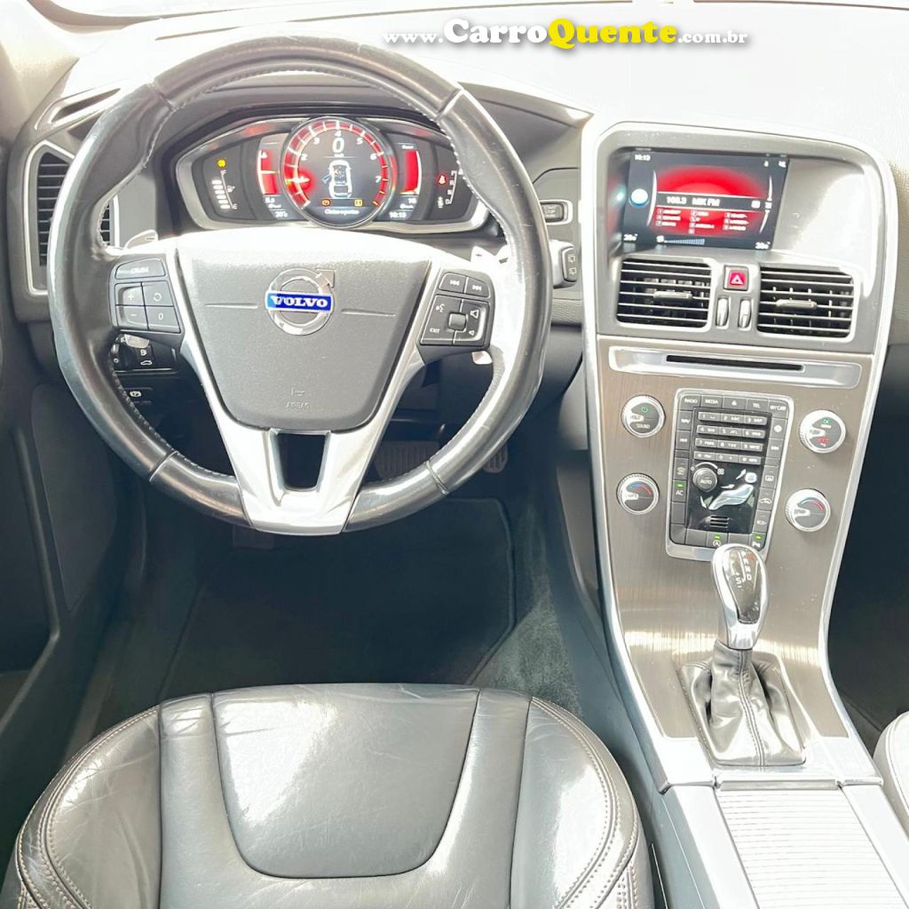 VOLVO   VOLVO XC60 2.0 T5 DYNAMIC   BRANCO 2015 2.0 GASOLINA - Loja