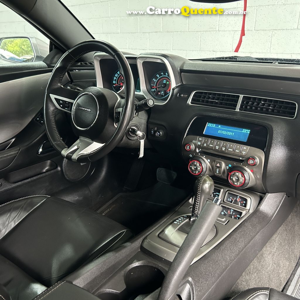 CHEVROLET   CAMARO SS 6.2 V8 16V   PRATA 2011 6.2 GASOLINA - Loja