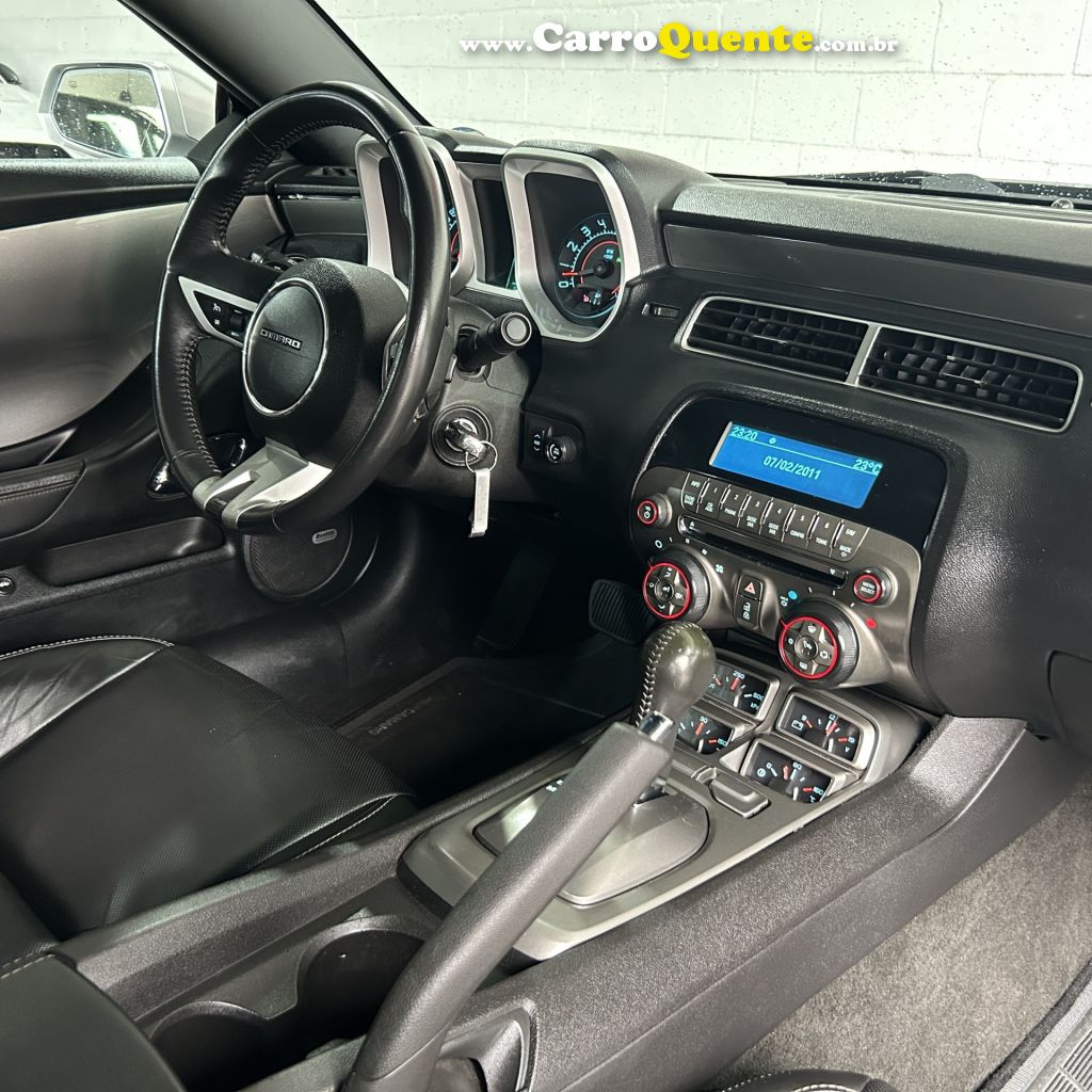 CHEVROLET   CAMARO SS 6.2 V8 16V   PRATA 2011 6.2 GASOLINA - Loja