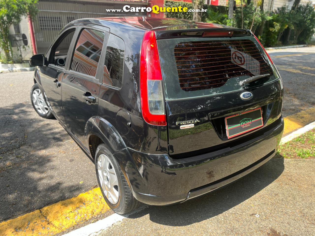 FORD   FIESTA SE 1.0 8V FLEX 5P   PRATA 2014 1.0 FLEX - Loja