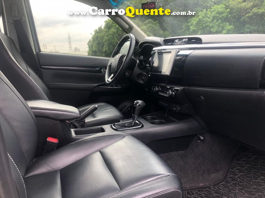 Toyota HILUX 2.8 SR CHALLENGE 4X4 CD 16V DIESEL 4P AUTOMÁTICO - Loja