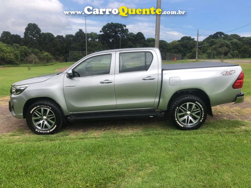 Toyota HILUX 2.8 SR CHALLENGE 4X4 CD 16V DIESEL 4P AUTOMÁTICO - Loja