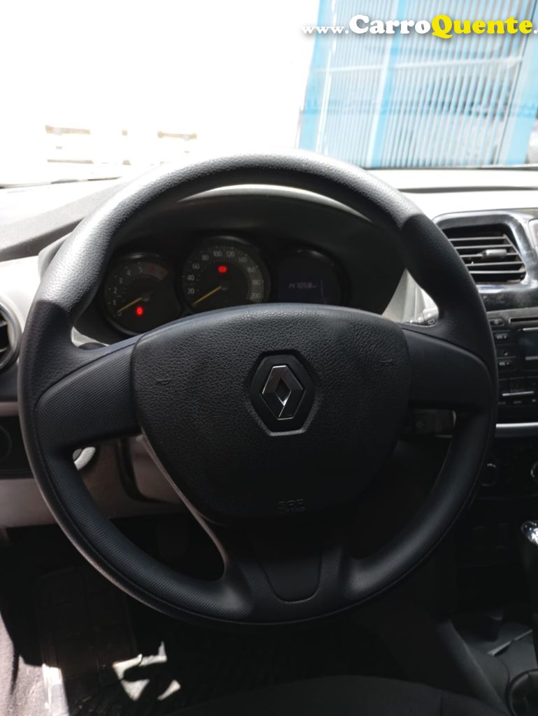 RENAULT   SANDERO EXPRES EASYR HI-FLEX 1.6 8V   PRATA 2017 1.6 GASOLINA - Loja