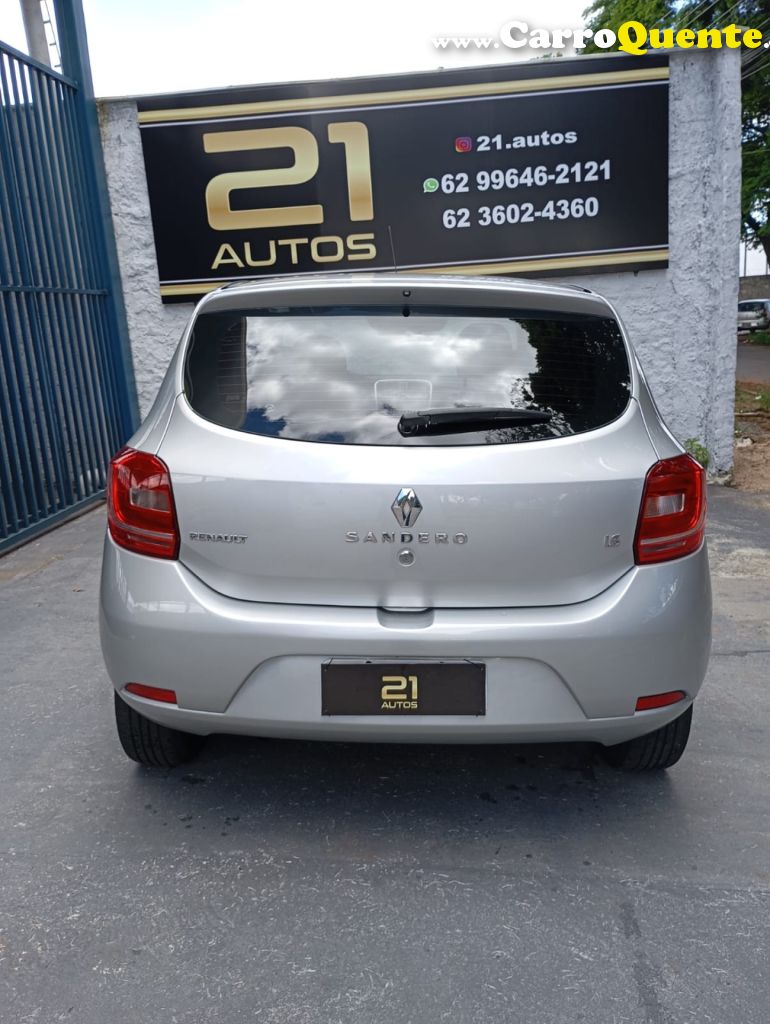 RENAULT   SANDERO EXPRES EASYR HI-FLEX 1.6 8V   PRATA 2017 1.6 GASOLINA - Loja