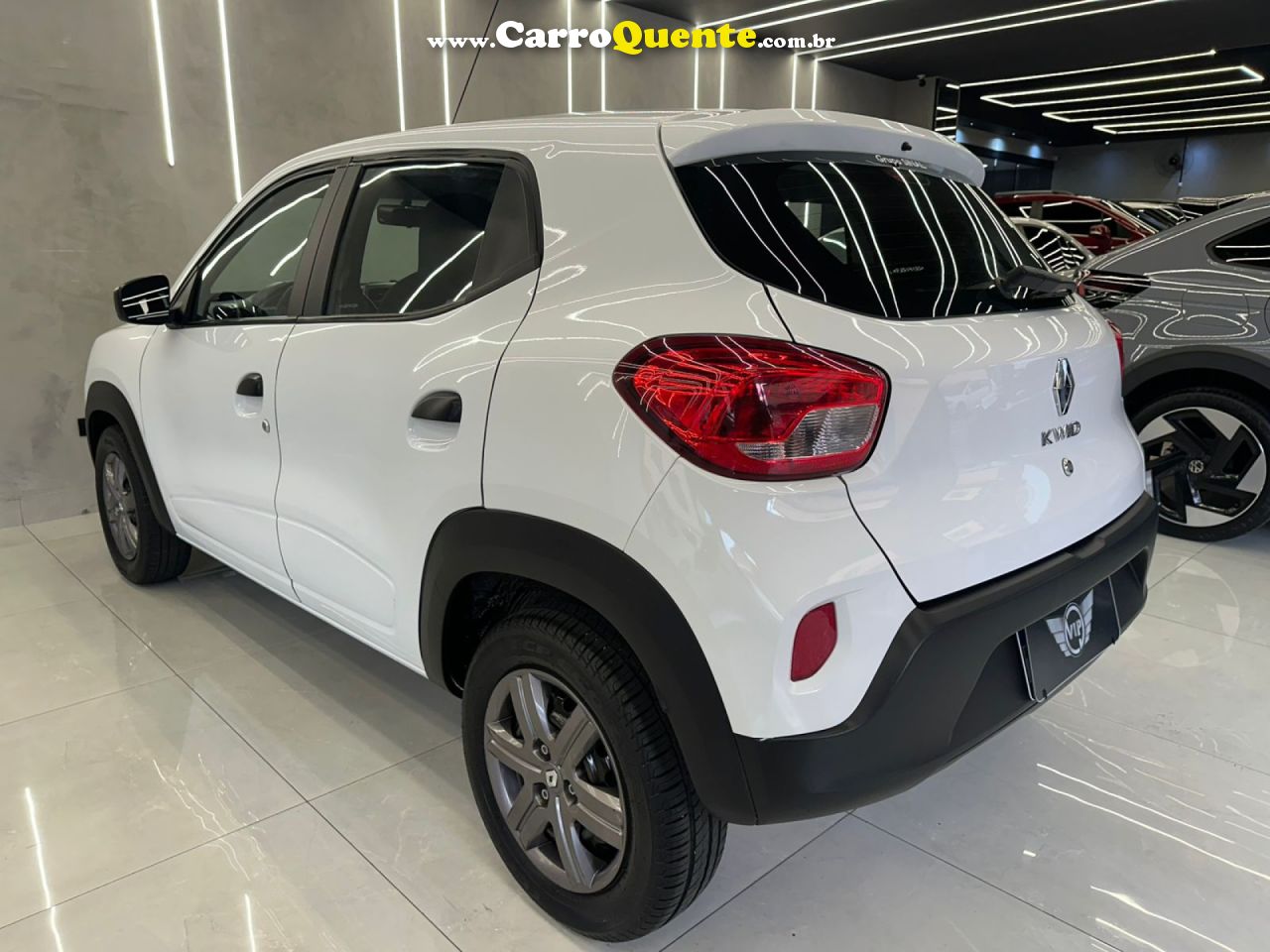 RENAULT   KWID ZEN 1.0 FLEX 12V 5P MEC.   BRANCO 2023 1.0 FLEX - Loja