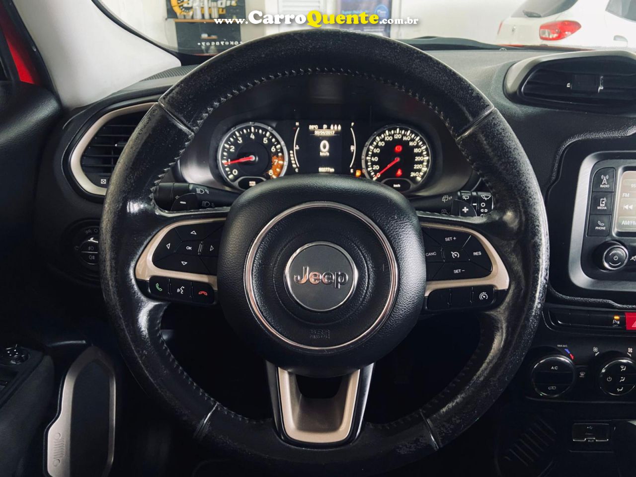 JEEP   RENEGADE LONGITUDE 1.8 4X2 FLEX 16V AUT.   BRANCO 2016 1.8 FLEX - Loja