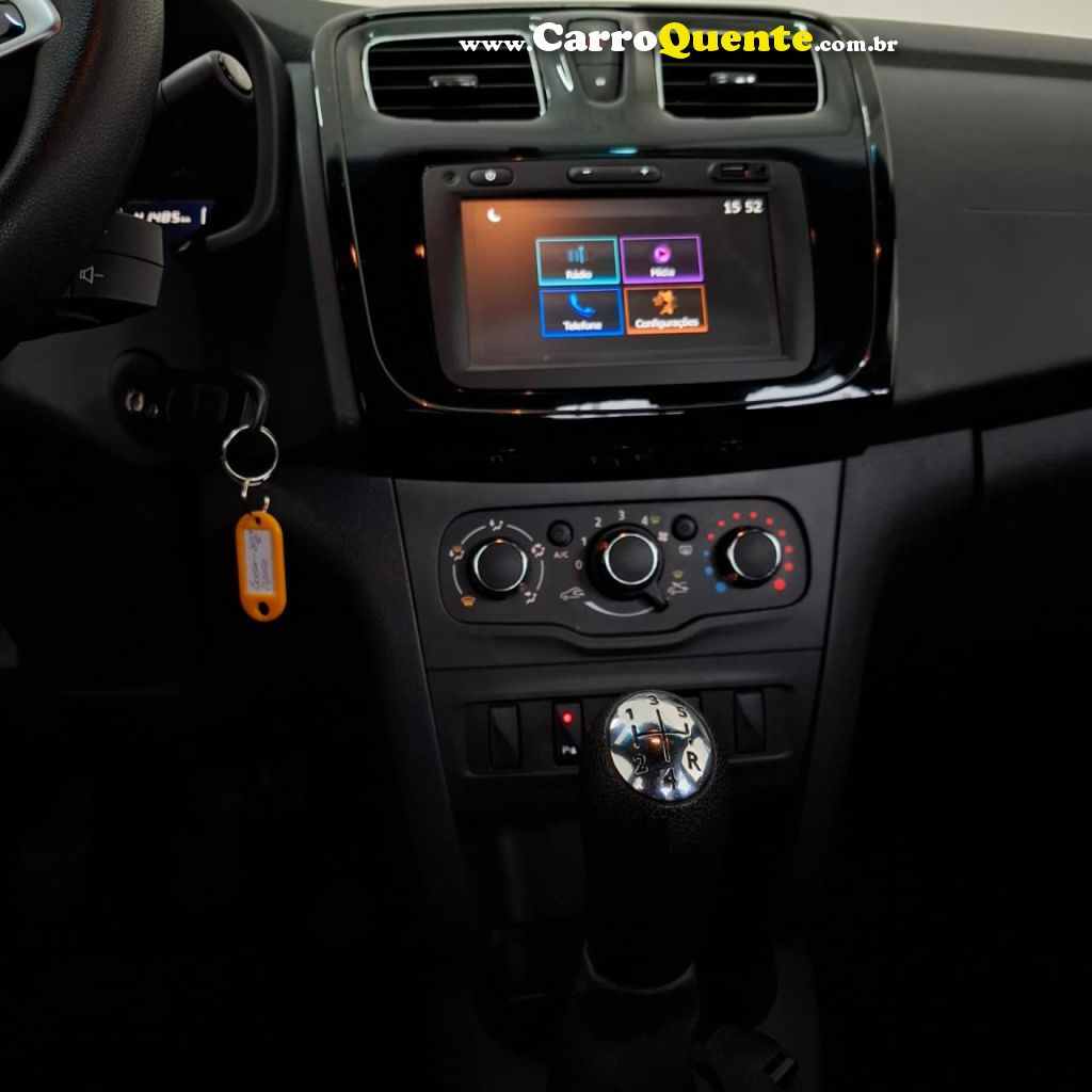 RENAULT   LOGAN ZEN FLEX 1.0 12V 4P MEC.   PRATA 2024 1.0 FLEX - Loja