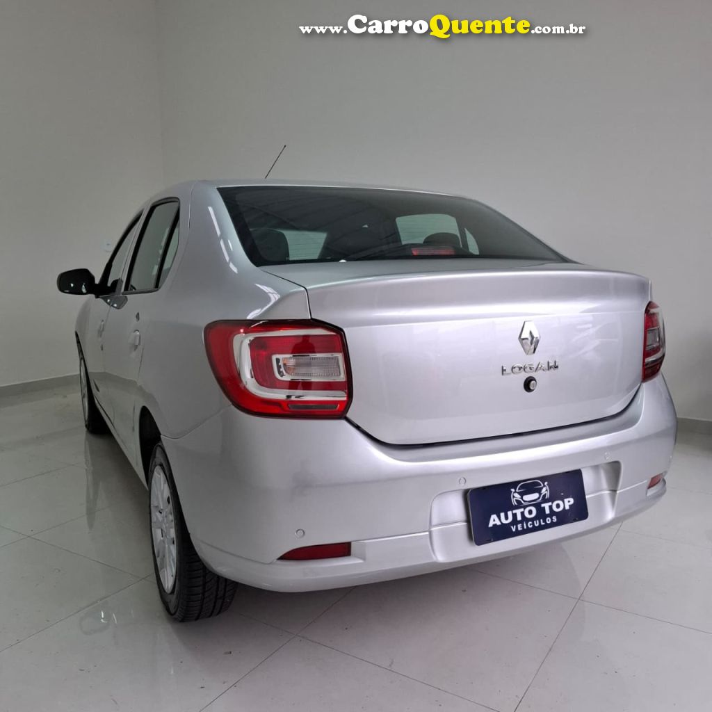 RENAULT   LOGAN ZEN FLEX 1.0 12V 4P MEC.   PRATA 2024 1.0 FLEX - Loja