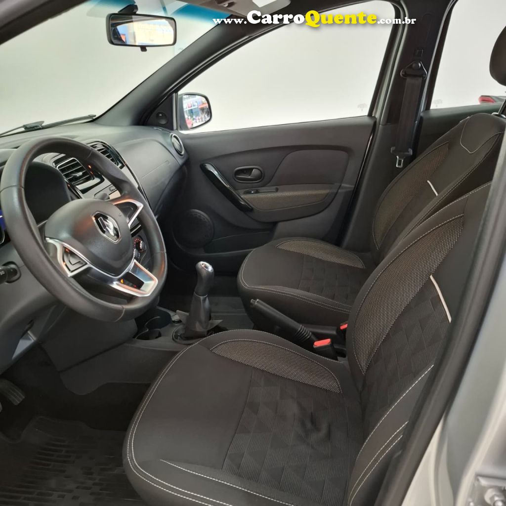 RENAULT   LOGAN ZEN FLEX 1.0 12V 4P MEC.   PRATA 2024 1.0 FLEX - Loja