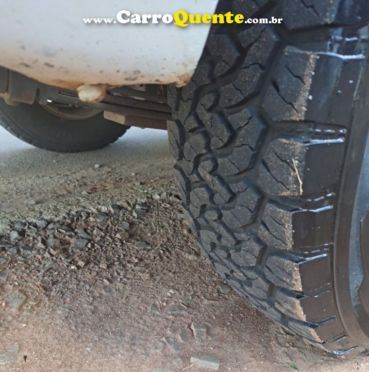 Chevrolet S10 2.2 EFI DLX 4X2 CD 8V GASOLINA 4P MANUAL - Loja