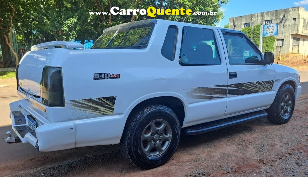 Chevrolet S10 2.2 EFI DLX 4X2 CD 8V GASOLINA 4P MANUAL - Loja