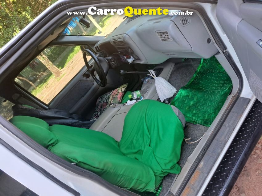Chevrolet S10 2.2 EFI DLX 4X2 CD 8V GASOLINA 4P MANUAL - Loja