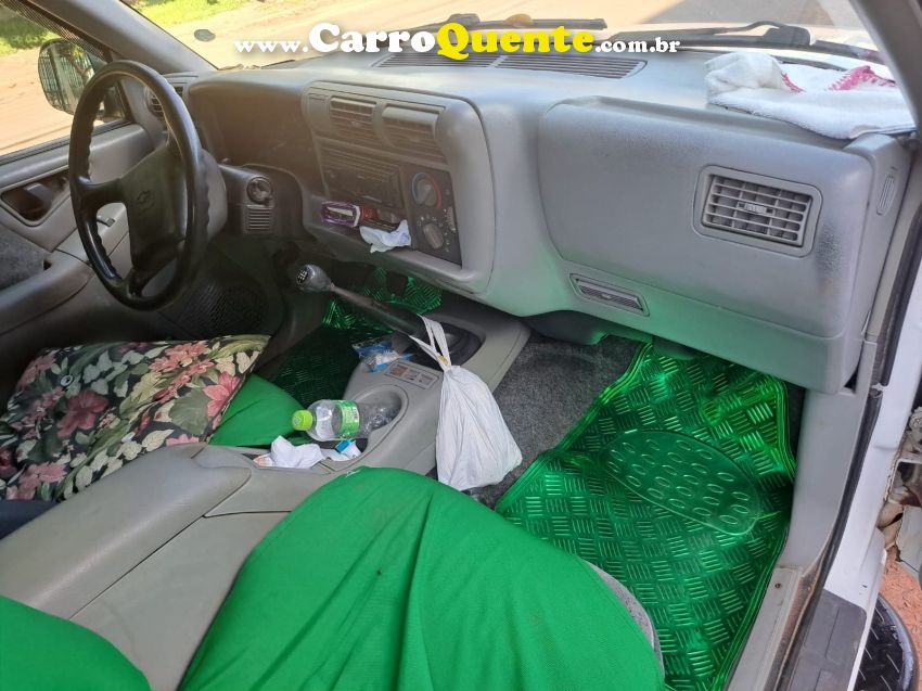 Chevrolet S10 2.2 EFI DLX 4X2 CD 8V GASOLINA 4P MANUAL - Loja