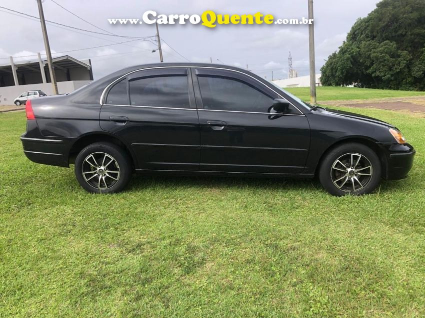 Honda CIVIC 1.7 LX 16V GASOLINA 4P MANUAL - Loja