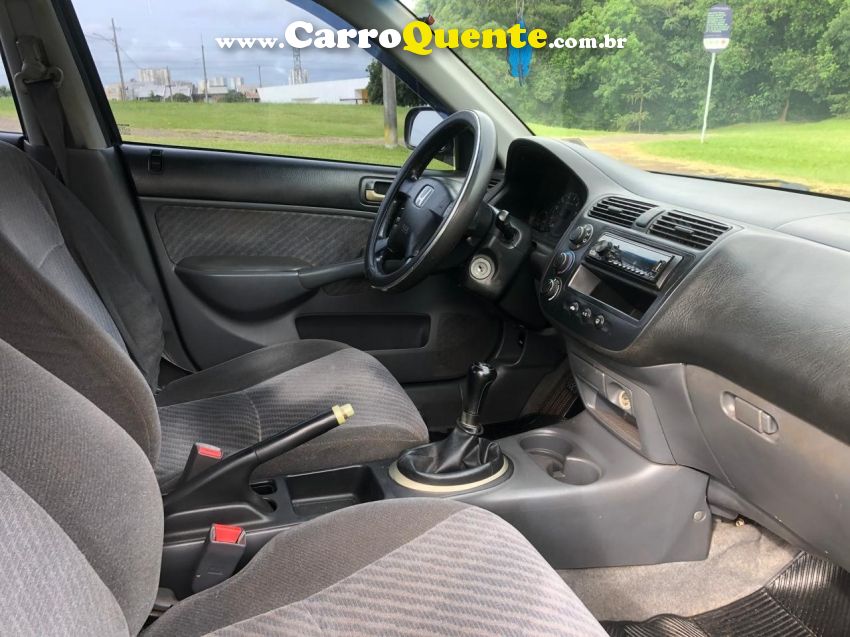 Honda CIVIC 1.7 LX 16V GASOLINA 4P MANUAL - Loja