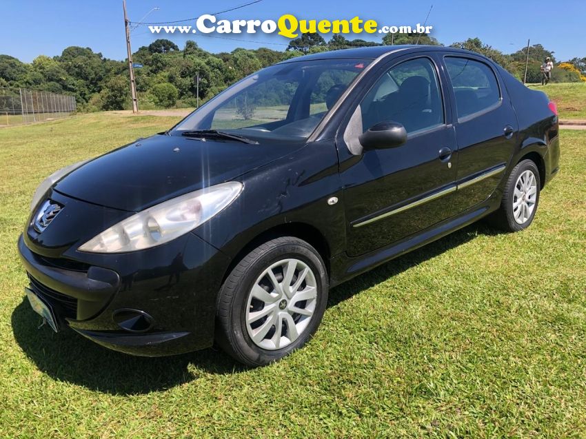 Peugeot 207 1.4 XR SPORT 8V FLEX 4P MANUAL - Loja