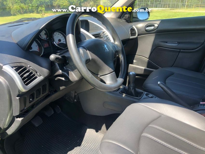 Peugeot 207 1.4 XR SPORT 8V FLEX 4P MANUAL - Loja