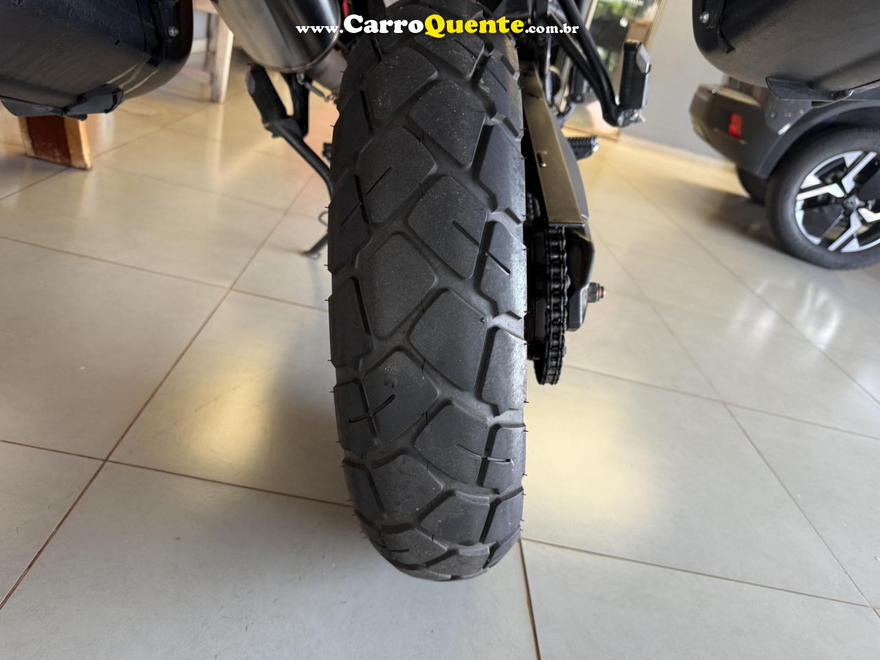 BMW   F800 GS   MARROM 2013 800CC GASOLINA - Loja
