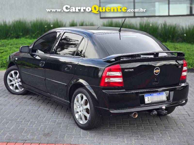 Astra Advantage 2.0 MPFI 8V FlexPower 5p 2011/2011 Chevrolet - Loja