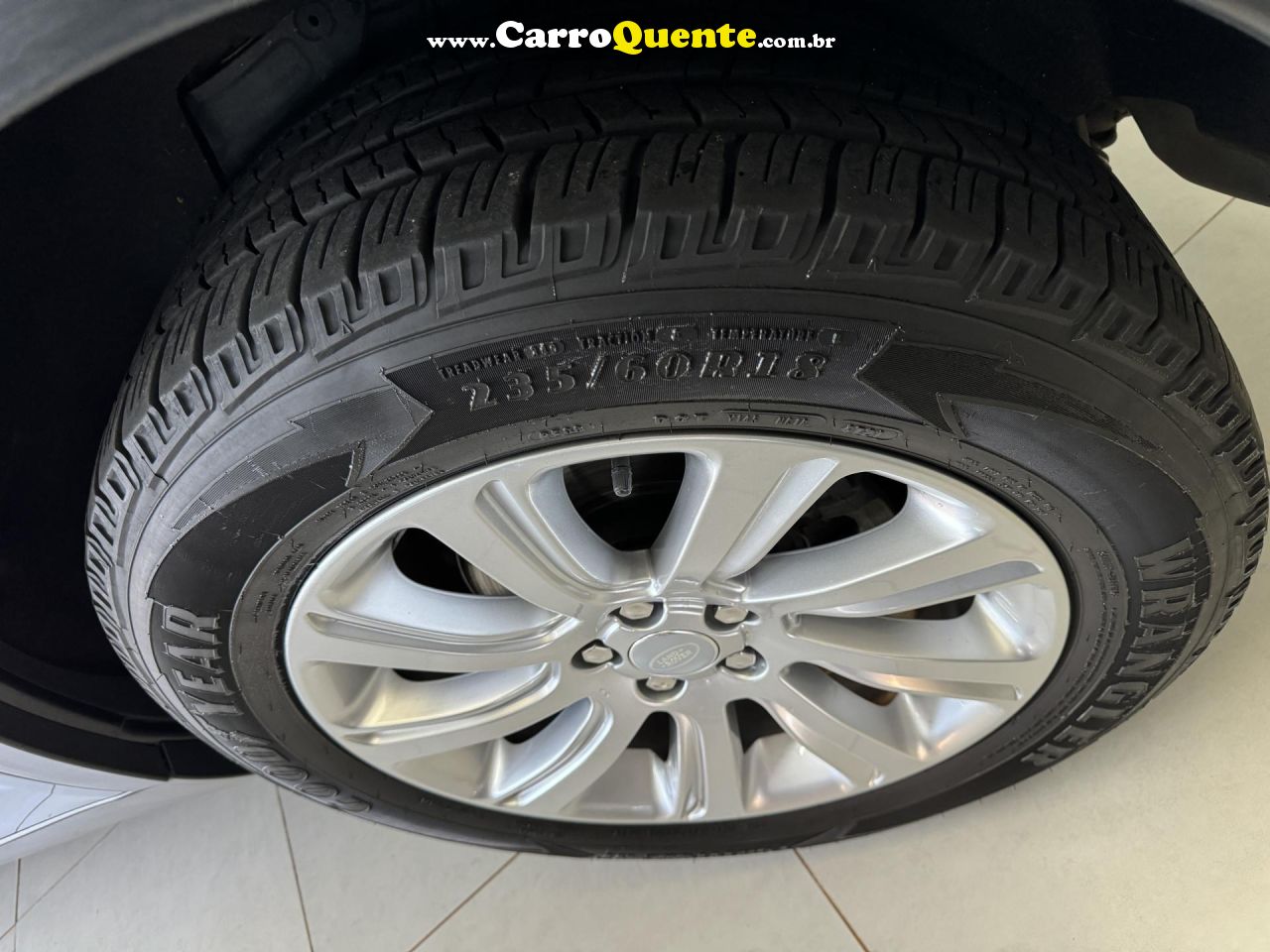 LAND ROVER   DISCOVERY SPORT SI4 SE 2.0 4X4   PRETO 2016 2.0 GASOLINA - Loja