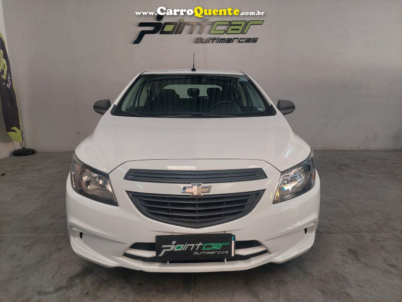 CHEVROLET   ONIX HATCH JOY 1.0 8V FLEX 5P MEC.   BRANCO 2019 1.0 FLEX - Loja