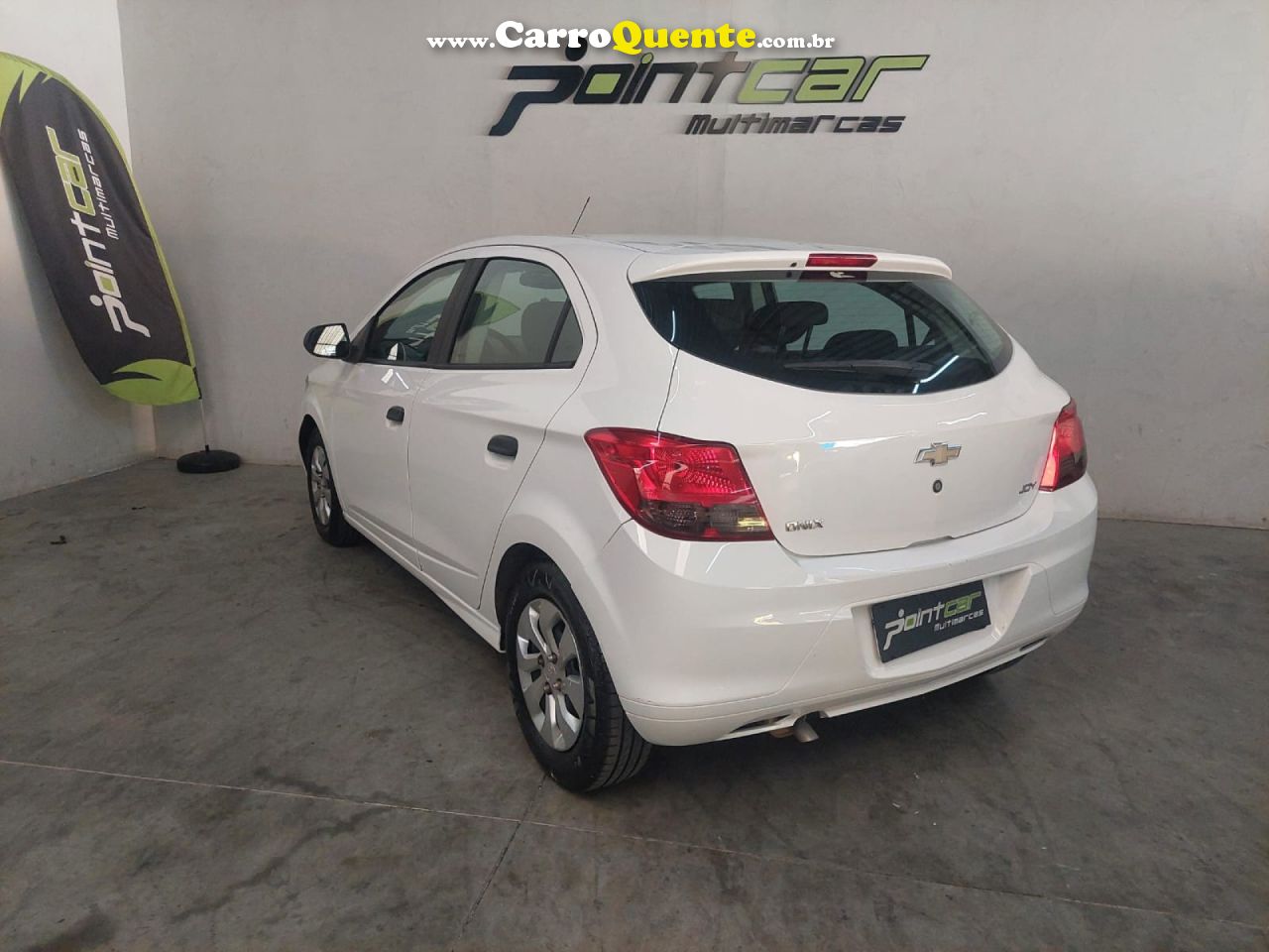CHEVROLET   ONIX HATCH JOY 1.0 8V FLEX 5P MEC.   BRANCO 2019 1.0 FLEX - Loja