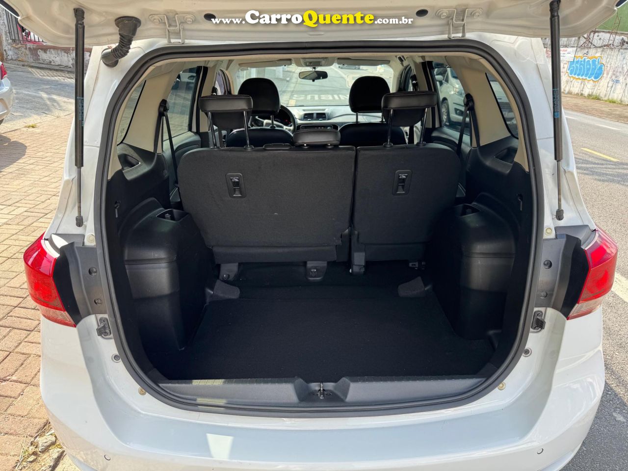 CHEVROLET   SPIN LTZ 1.8 8V ECONO.FLEX 5P AUT.   BRANCO 2023 1.8 FLEX - Loja