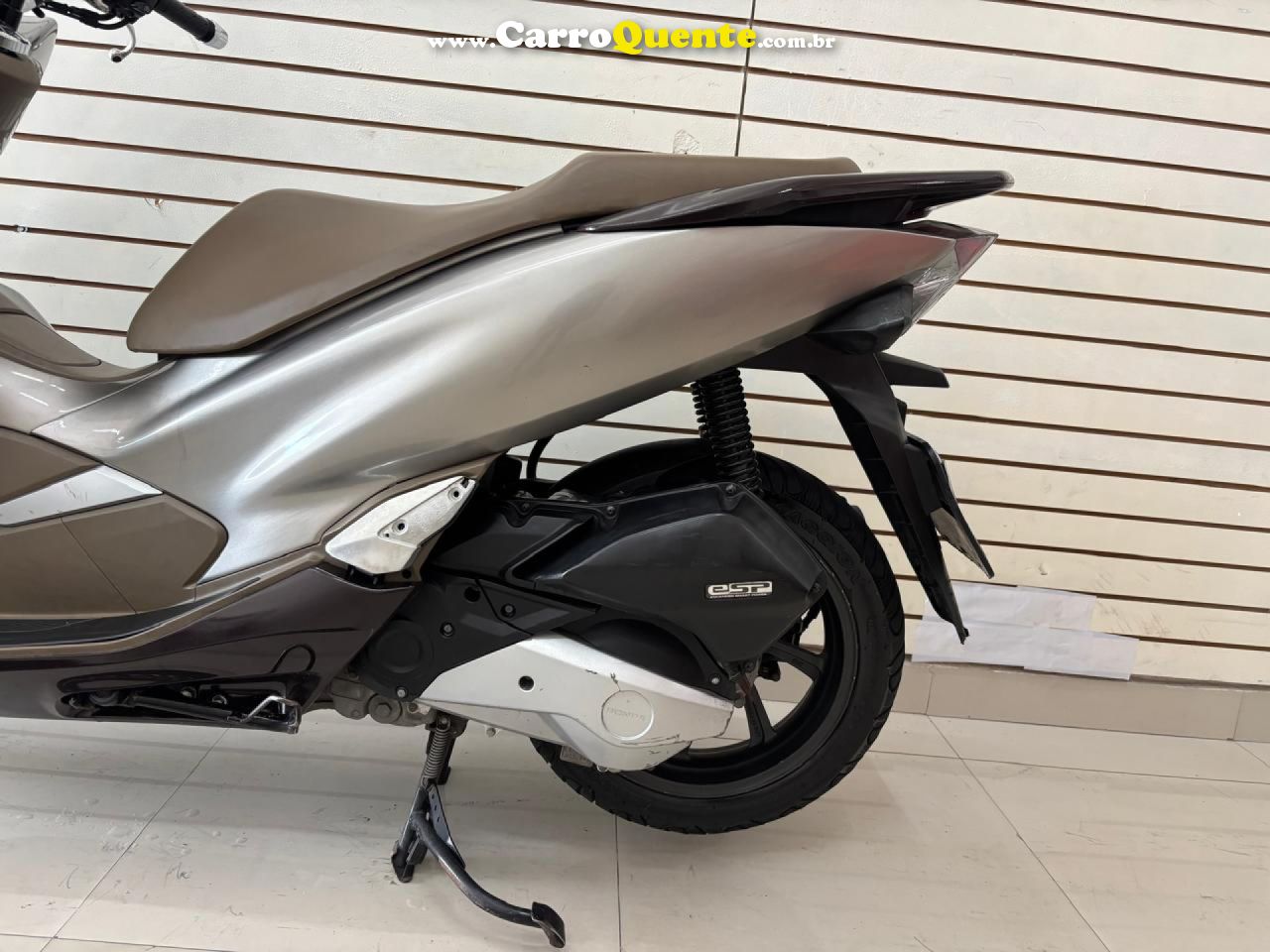 HONDA   PCX 150DLX   PRATA 2022 149 GASOLINA - Loja