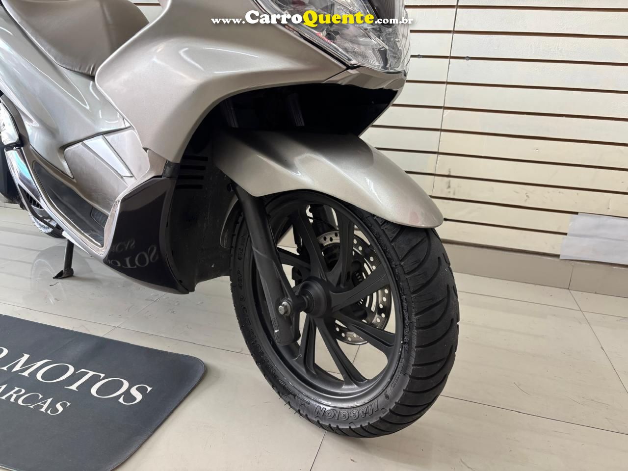 HONDA   PCX 150DLX   PRATA 2022 149 GASOLINA - Loja