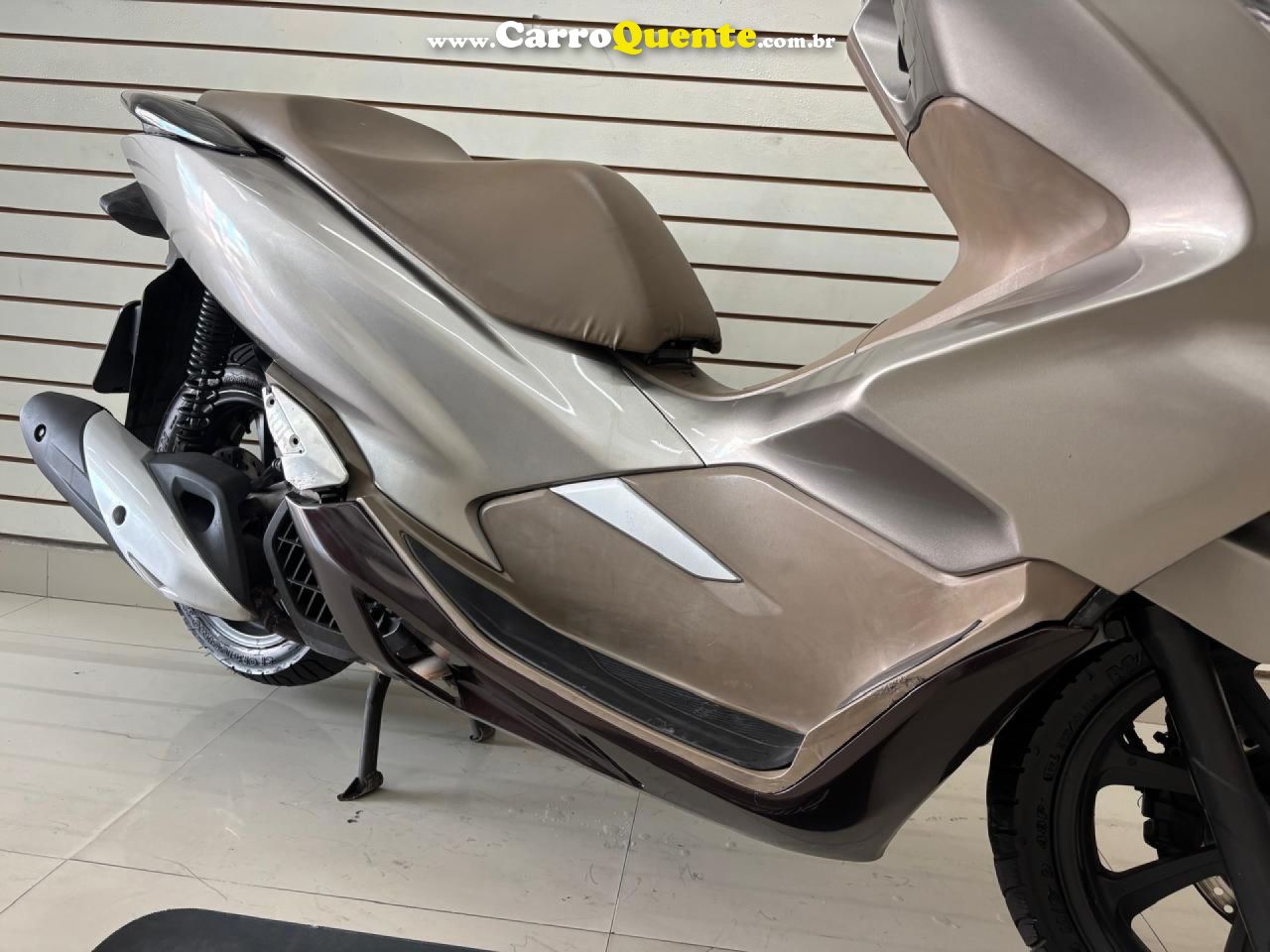 HONDA   PCX 150DLX   PRATA 2022 149 GASOLINA - Loja