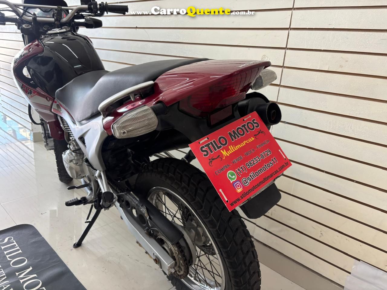 HONDA   NX-4 FALCON 400   VERMELHO 2005 397 GASOLINA - Loja