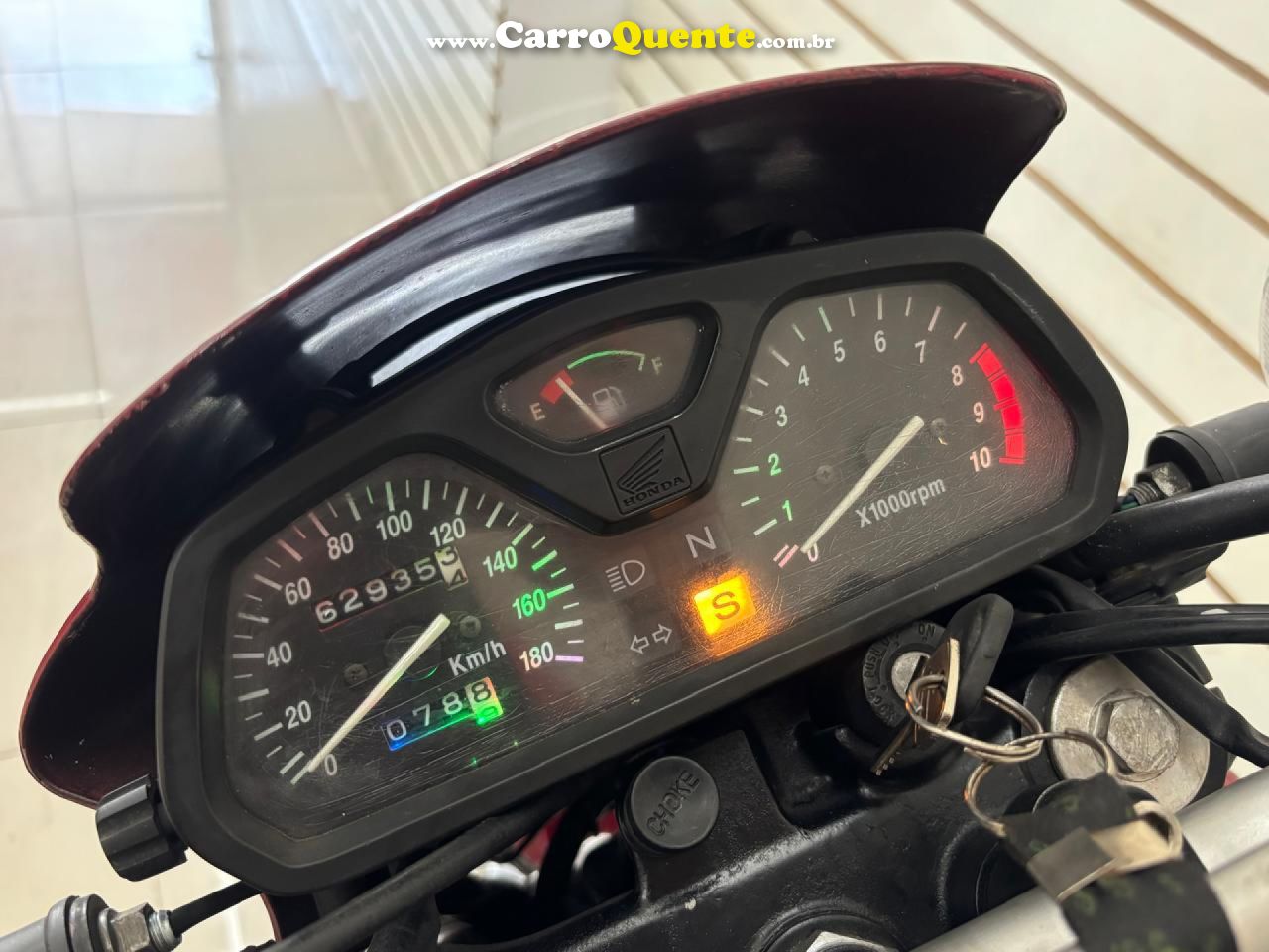 HONDA   NX-4 FALCON 400   VERMELHO 2005 397 GASOLINA - Loja