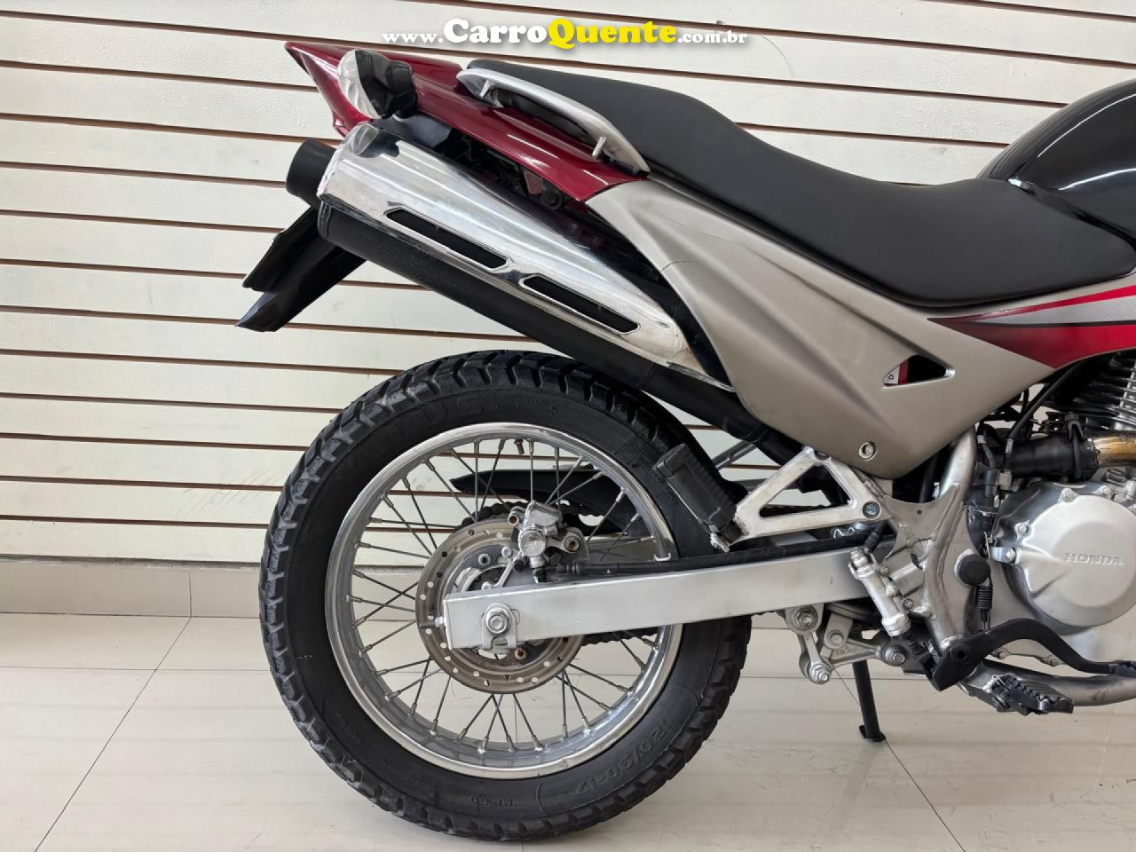 HONDA   NX-4 FALCON 400   VERMELHO 2005 397 GASOLINA - Loja