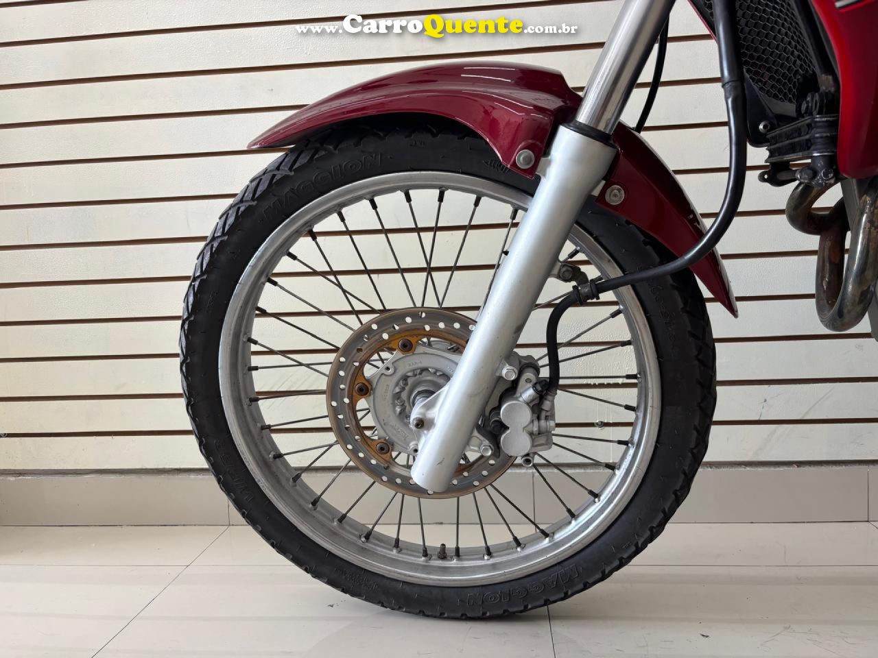 HONDA   NX-4 FALCON 400   VERMELHO 2005 397 GASOLINA - Loja