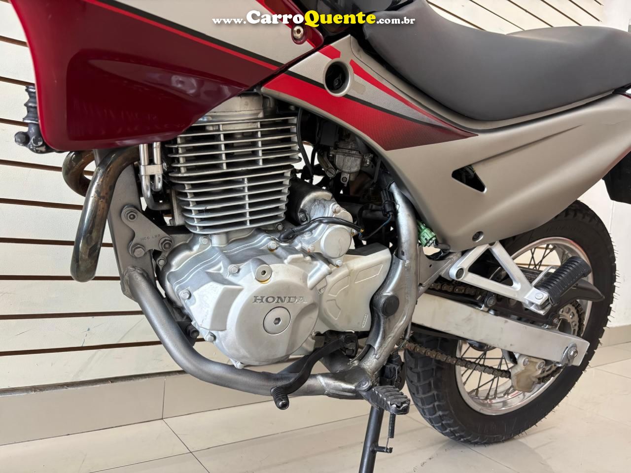 HONDA   NX-4 FALCON 400   VERMELHO 2005 397 GASOLINA - Loja