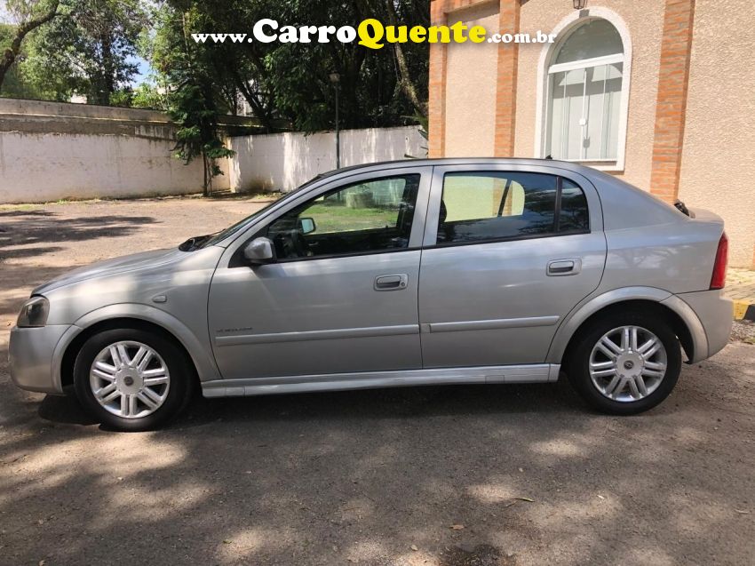 Chevrolet ASTRA 2.0 MPFI ELEGANCE 8V FLEX 4P AUTOMÁTICO - Loja