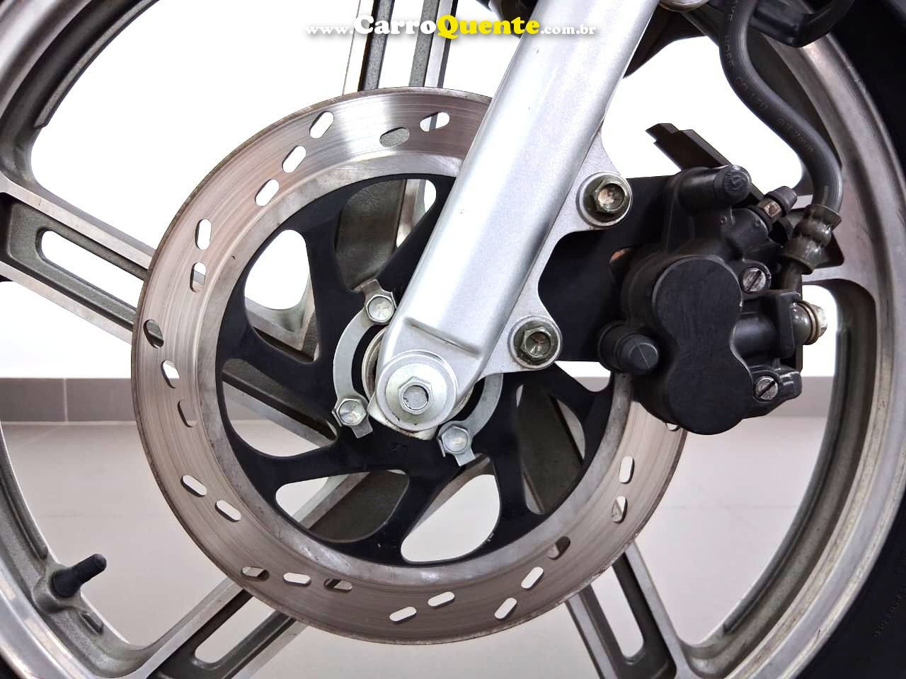 SUZUKI GSR 125 S 2013 - Loja