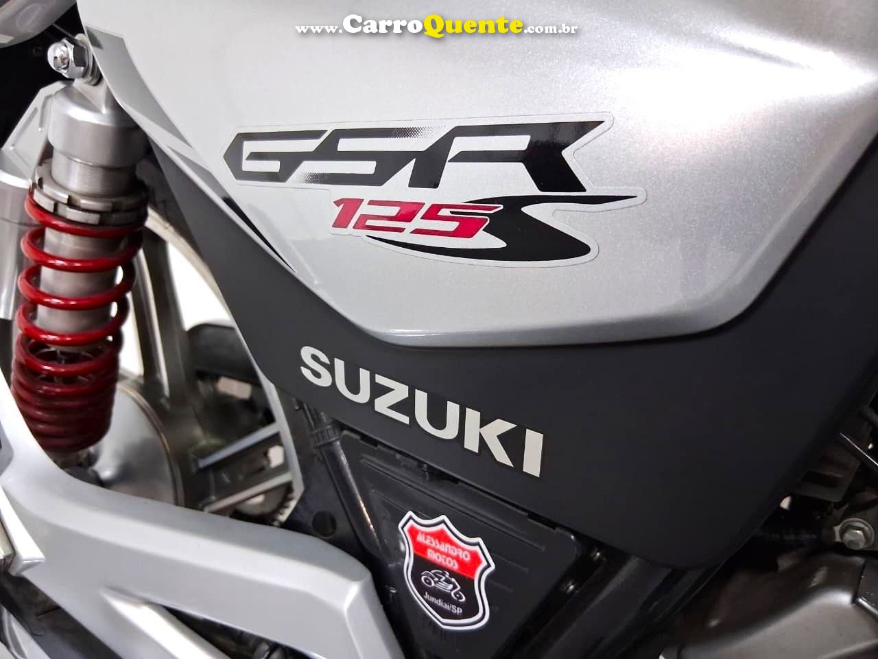 SUZUKI GSR 125 S 2013 - Loja