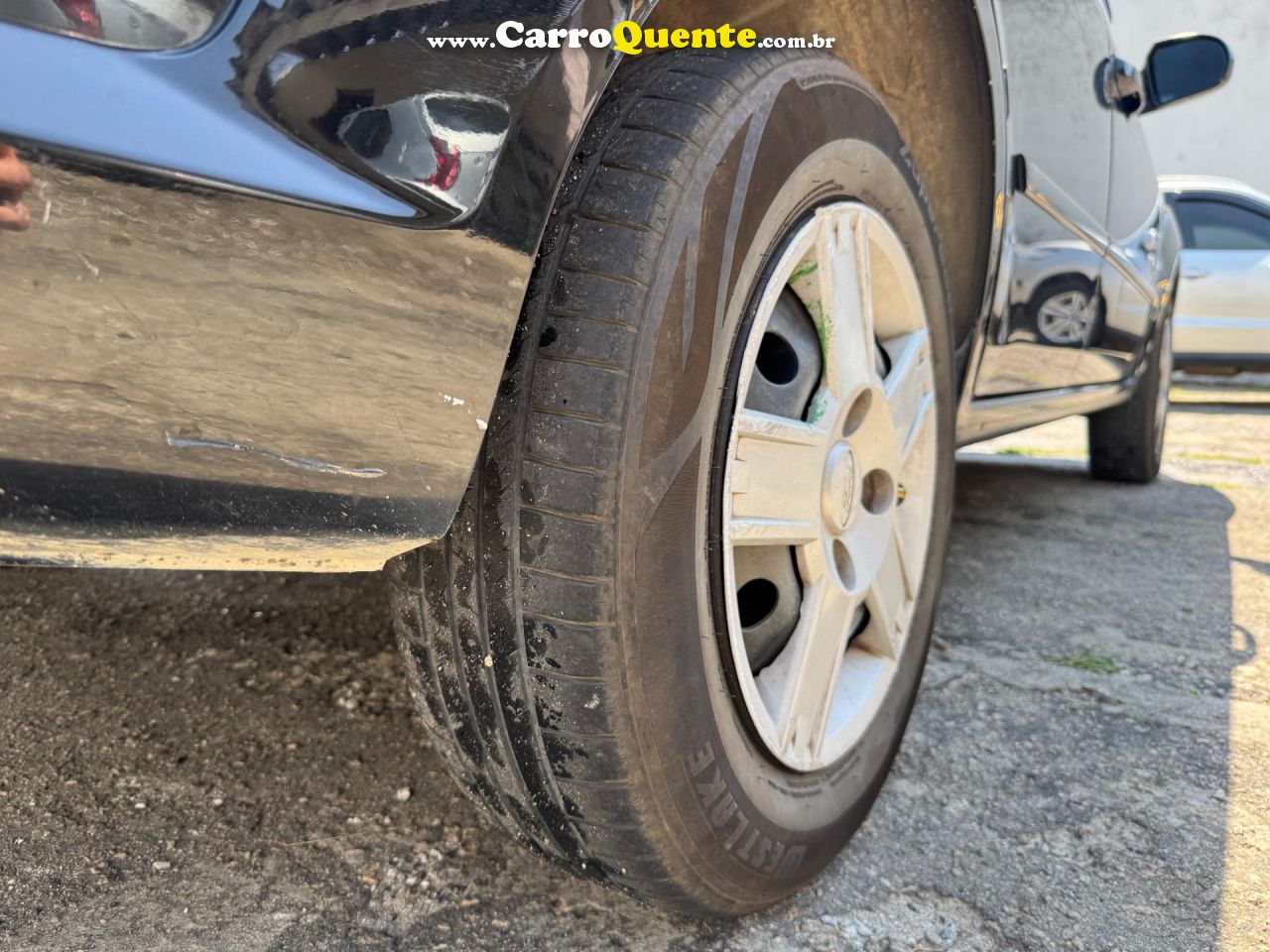 FORD   FIESTA SED. 1.6 8V FLEX 4P   PRETO 2010 1.6 FLEX - Loja