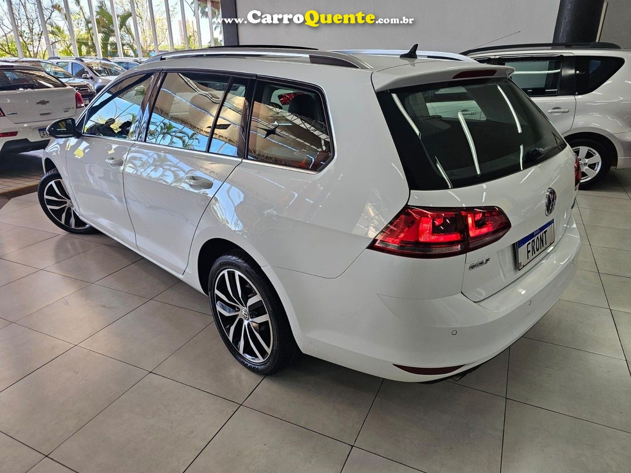 VOLKSWAGEN GOLF 1.4 TSI VARIANT HIGHLINE 16V TOTAL 2016 - Loja