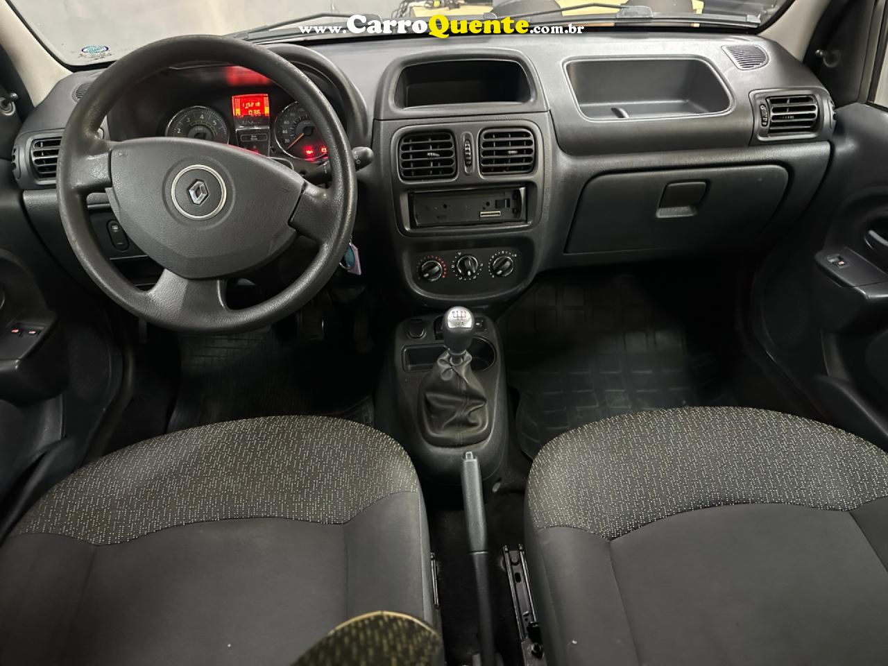 RENAULT   CLIO RNALIZÉEXPR.1.0 HI-POWER 16V 5P   VERMELHO 2014 1.0 FLEX - Loja