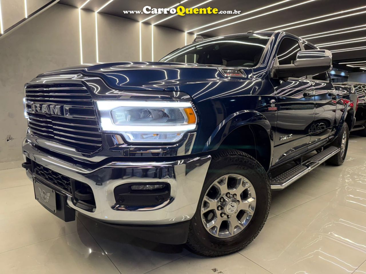 RAM   3500 LARAMIE 6.7 TB CD 4X4 DIESEL   AZUL 2022 6.7 DIESEL - Loja